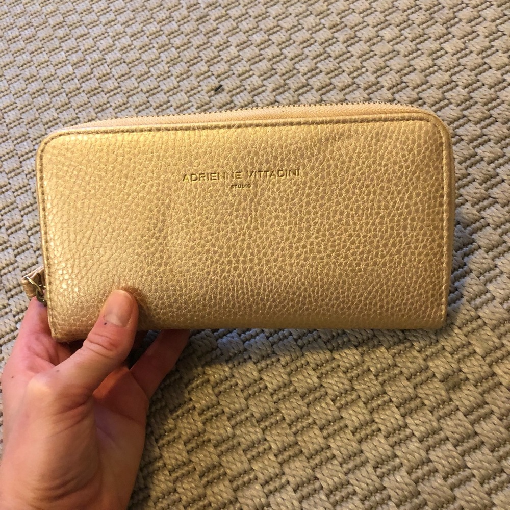 Charging wallet